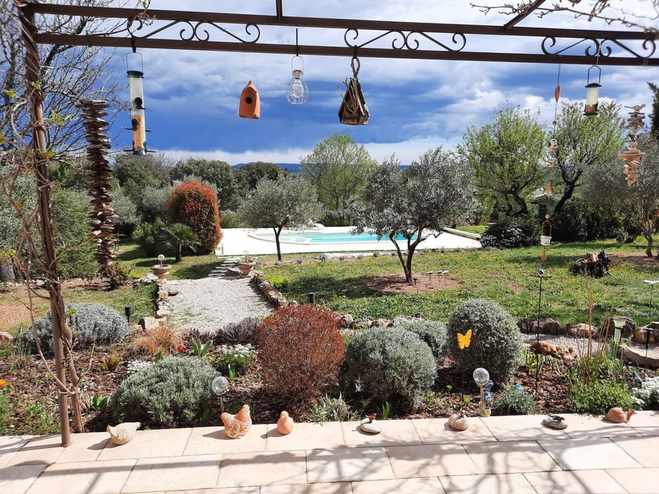 LES GRIVES Bed and Breakfast in French Riviera