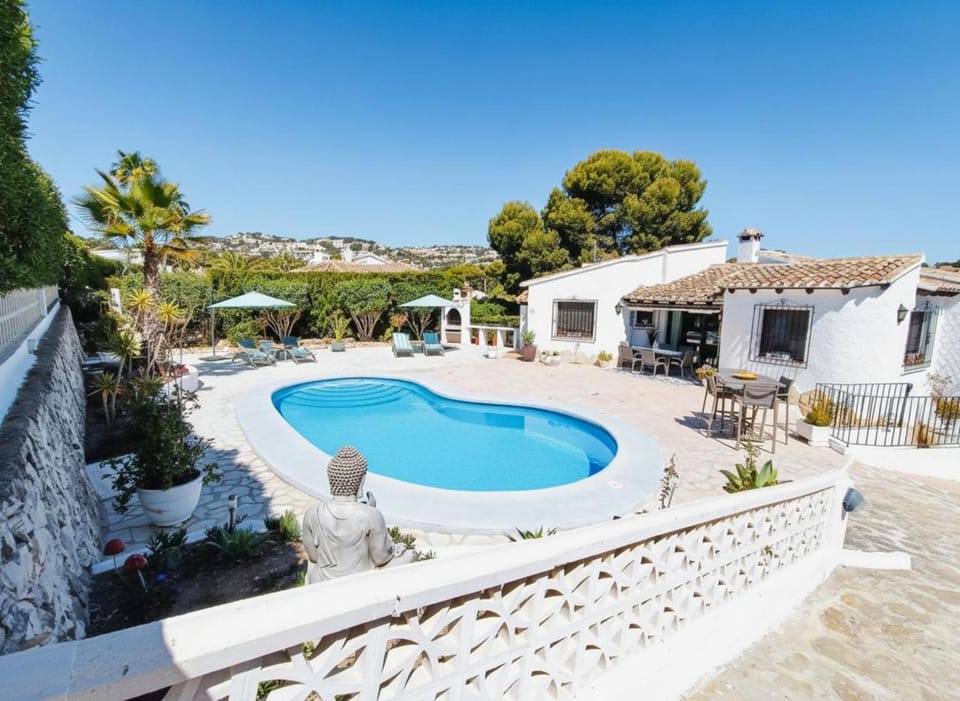 Moraira Escape with Private Pool 1 Bed Sleeps 2 Apartment in Marina Alta