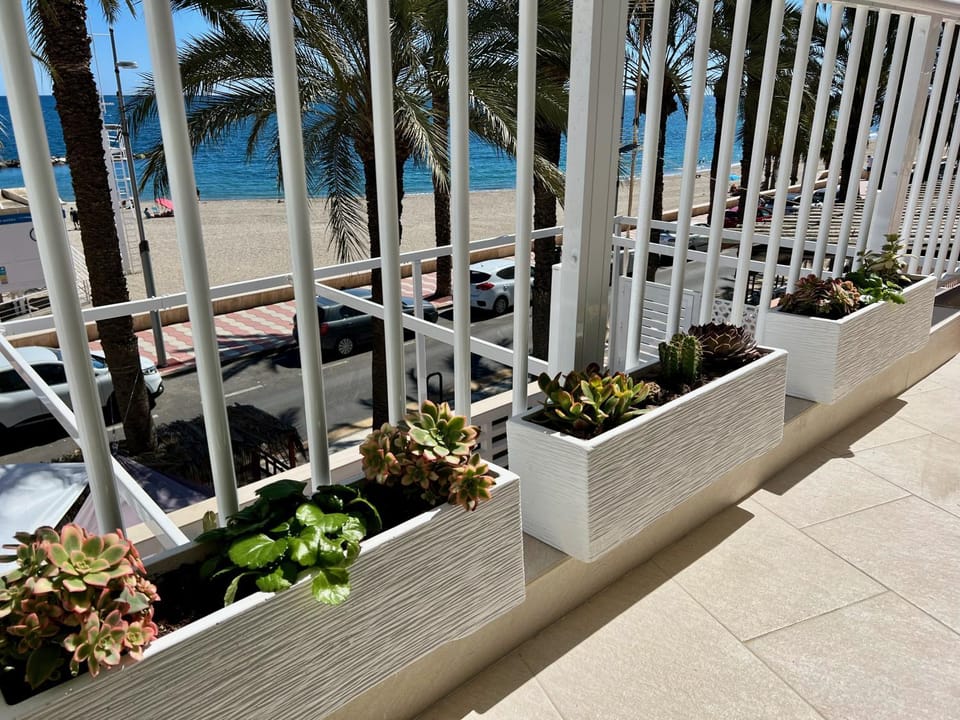 View (from property/room), Balcony/Terrace, Sea view