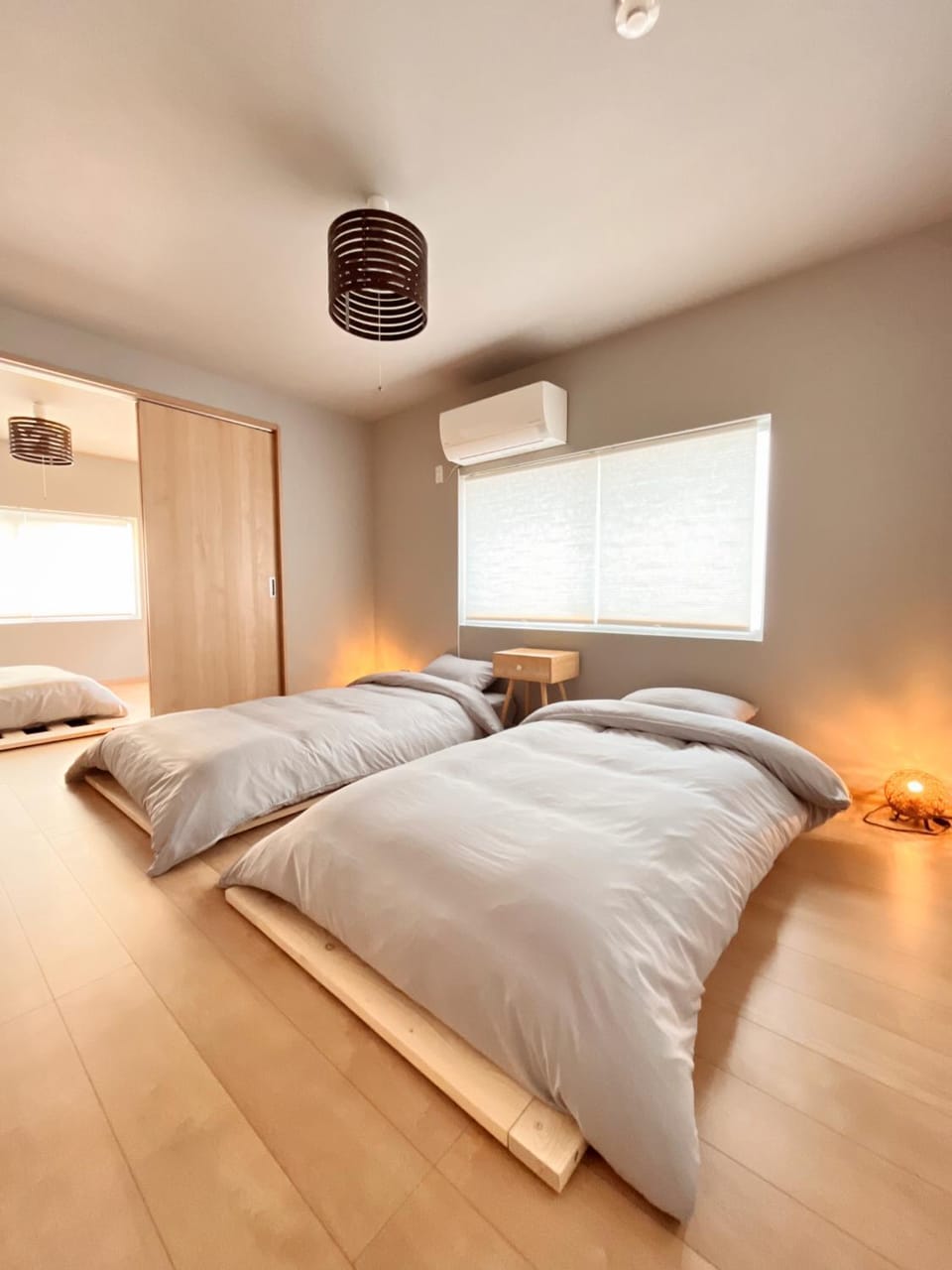 Bed, Photo of the whole room, Bedroom, air conditioner