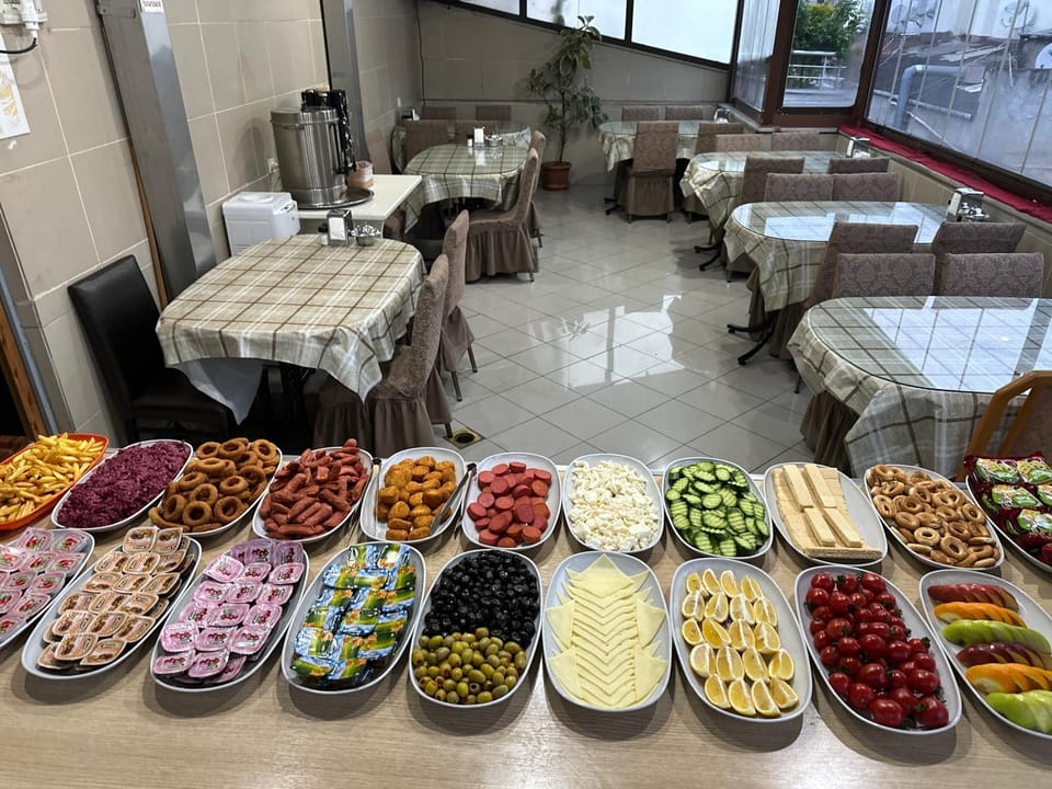Food and drinks, Food, Breakfast, Buffet breakfast