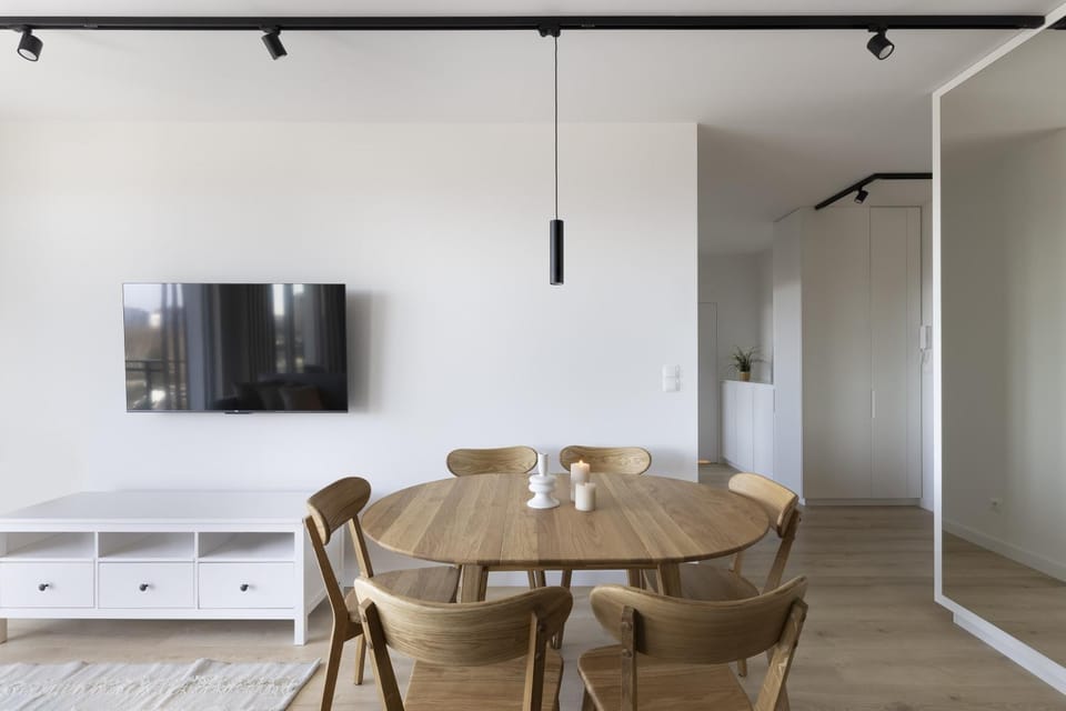 TV and multimedia, Living room, Seating area, Dining area