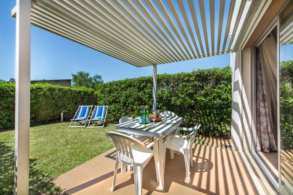 Garden, Garden, sunbed