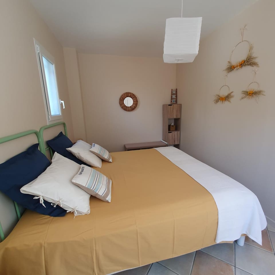 MAISON LES AGAPANTHES Bed and Breakfast in Béziers