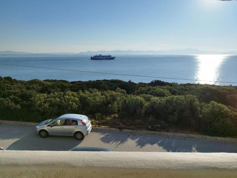 Neighbourhood, Parking