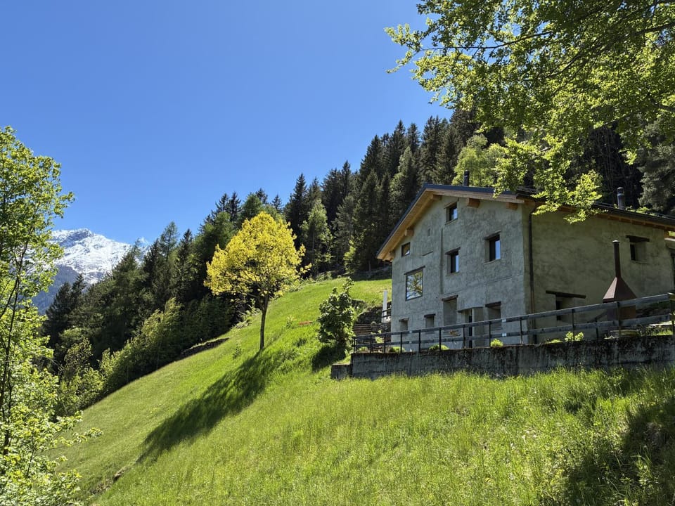 Property building, Spring, Mountain view