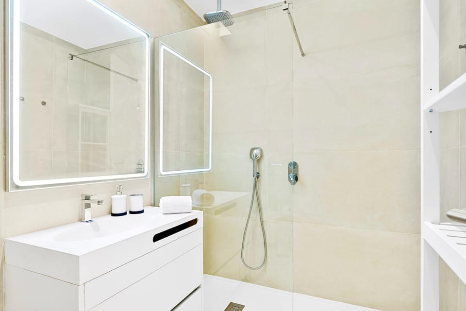 Shower, Bathroom