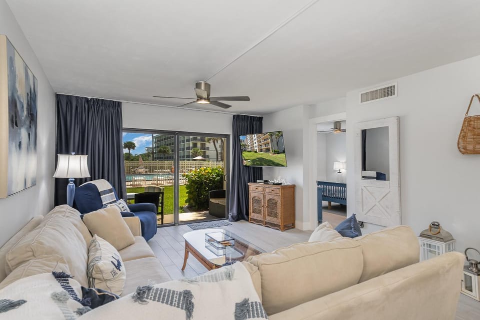 Canaveral Towers Resort-Beach, Surf, Rocket Launches Apartment in Cape Canaveral