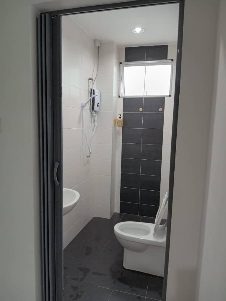 EMERALD VILLA HOMESTAY DUNGUN Vacation rental in Terengganu, Malaysia