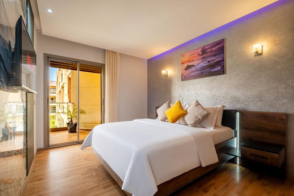 Royal Deluxe Platinum Marrakech Premium Pool View Apartment in Marrakesh