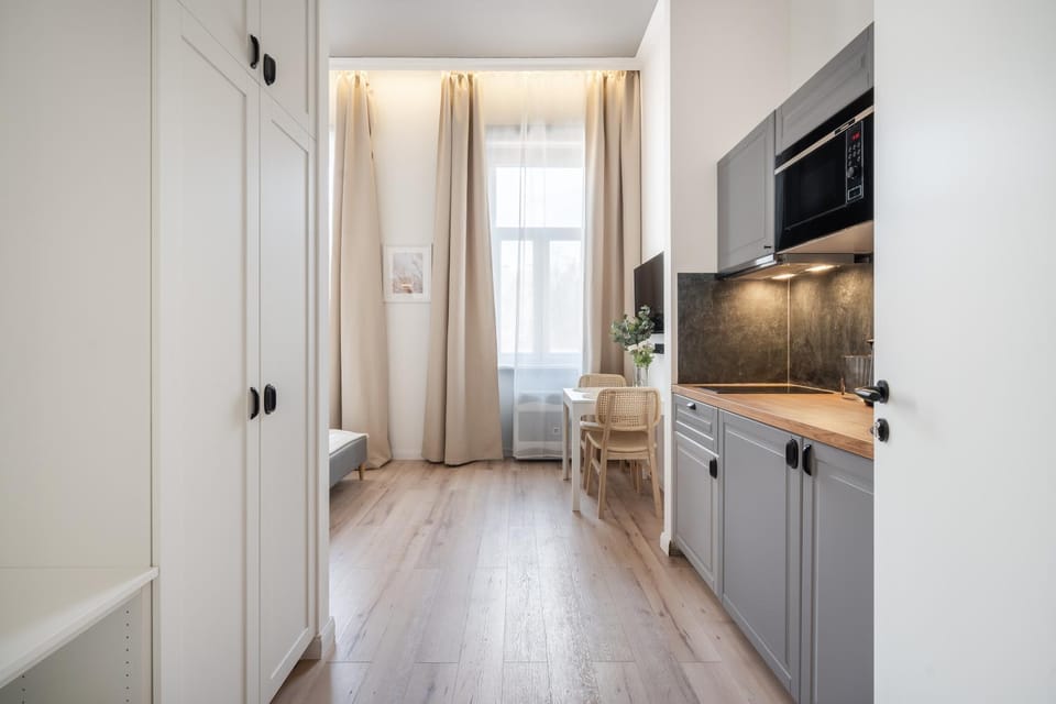 View (from property/room), Kitchen or kitchenette, minibar, oven, stove