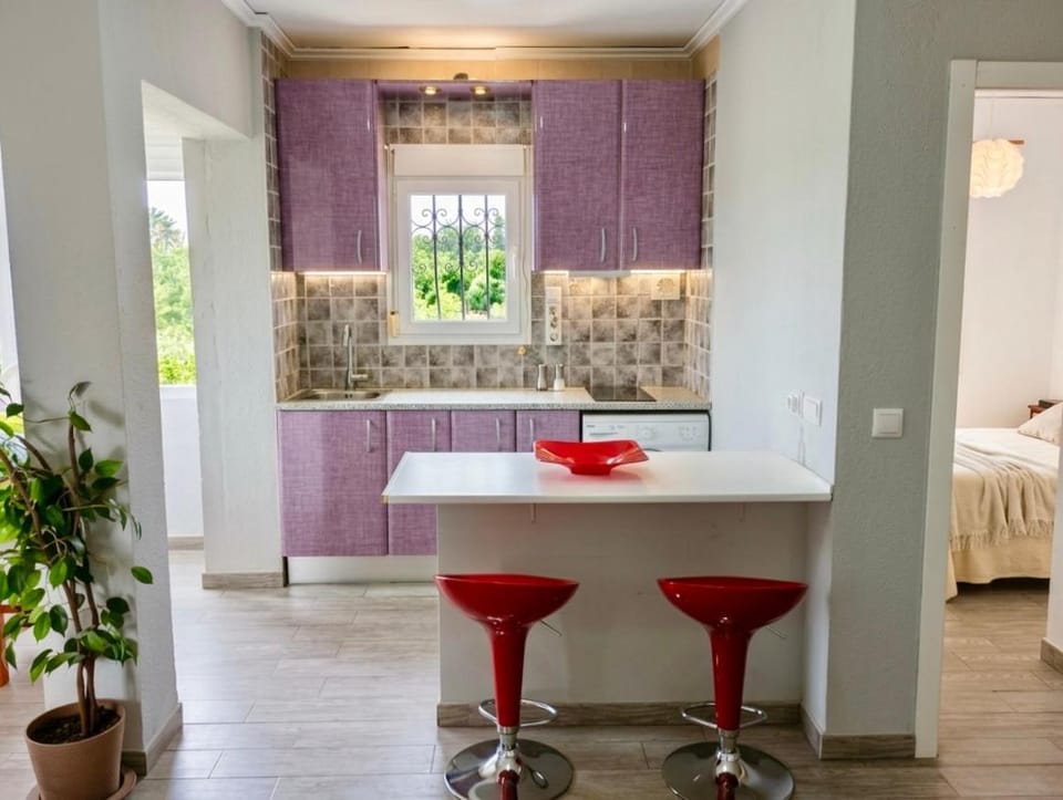 Kitchen or kitchenette, kitchen