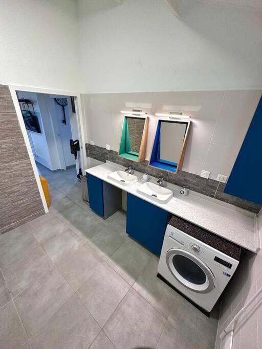 Bathroom, washing machine, dryer