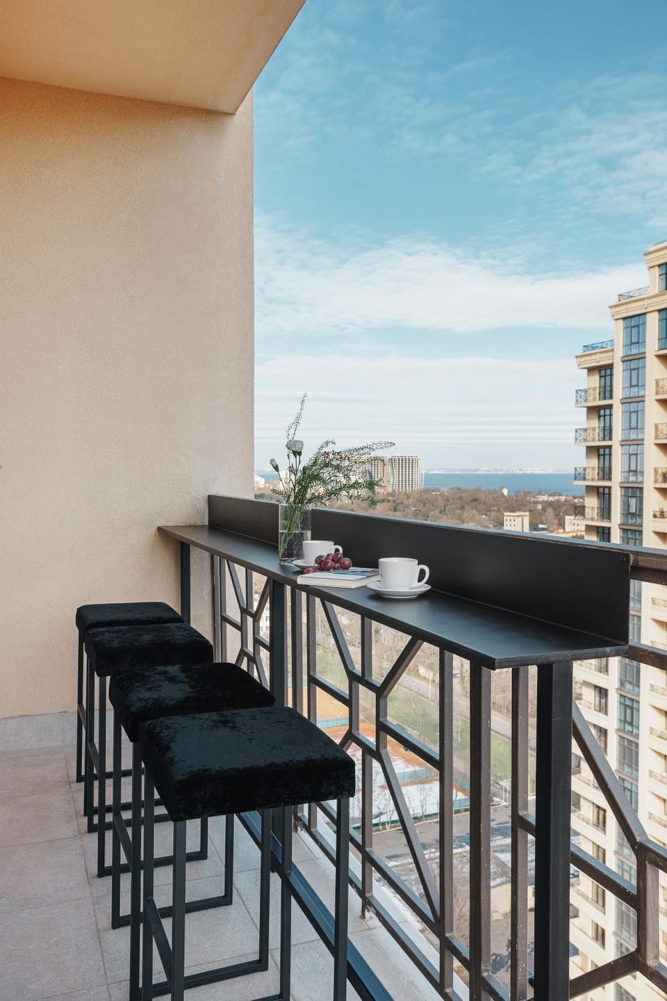 Day, Natural landscape, View (from property/room), Balcony/Terrace, Lounge or bar, Dining area, Aqua park, Sea view, Supermarket/grocery shop, oven