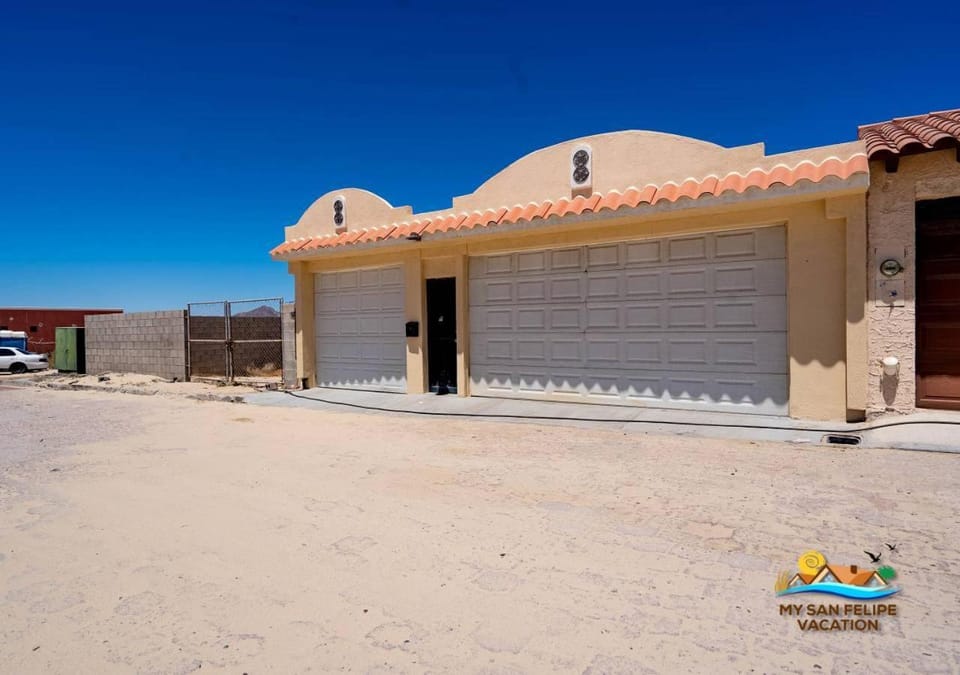 Casa Palmas - Beachfront San Felipe Vacation Rental House House in San Felipe