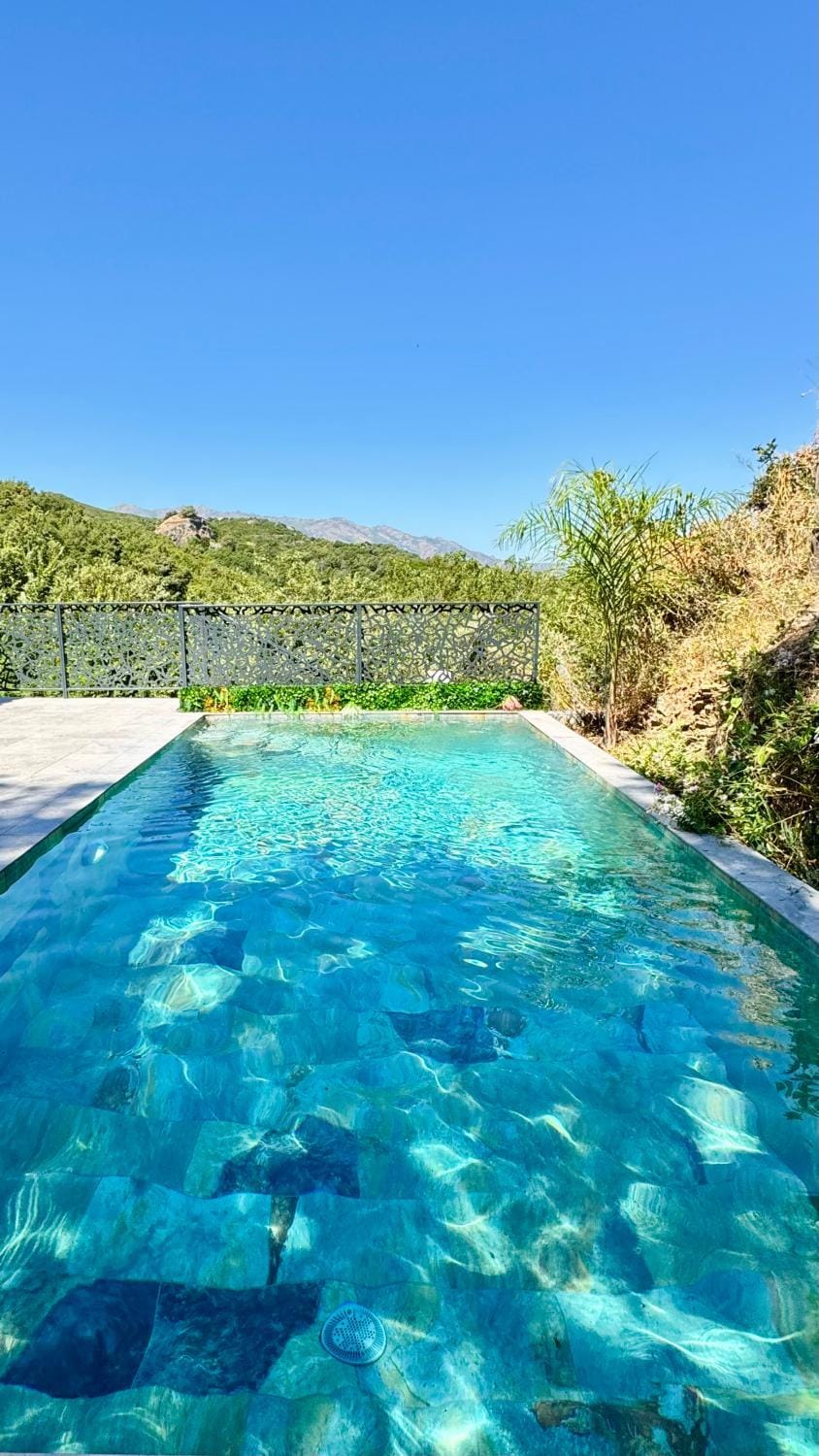 Day, Natural landscape, Mountain view, Pool view, Swimming pool