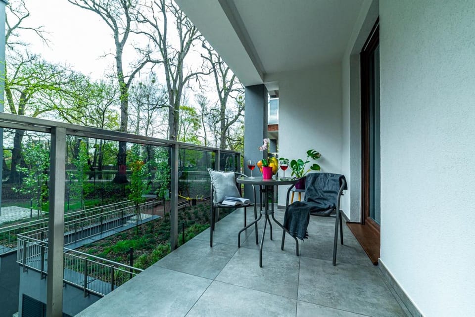 Premium Wrocławska Apartament Parking Apartment in Greater Poland Voivodeship