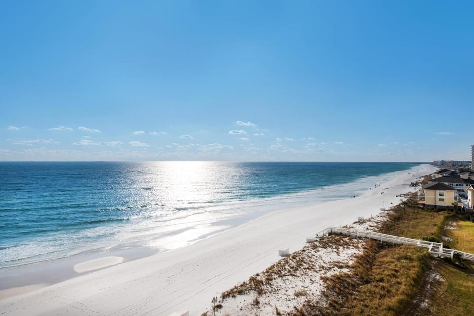 Shoreline Towers 2086 House in Destin