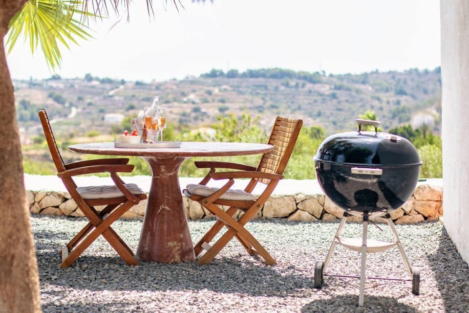 Finca Tossalet. Piscina privada y barbacoa Villa in Marina Alta