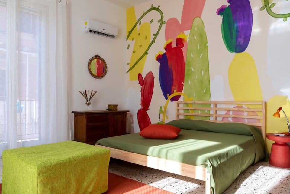 Bedroom, air conditioner