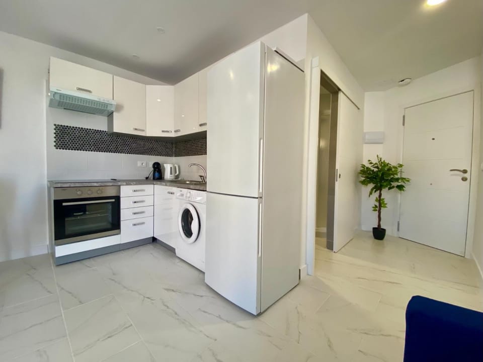 ANNA beautiful apartment in the first Oceanline in Los Cristianos. Apartment in Los Cristianos