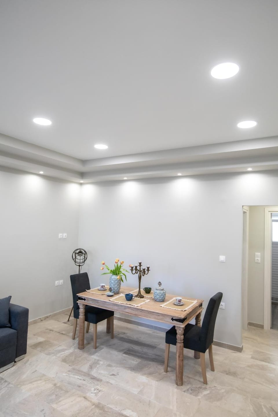 Living room, Dining area