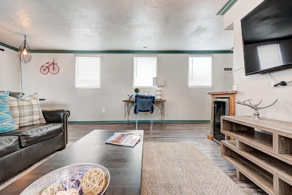 Indie Escape 1 blocks away from Plaza District House in Oklahoma City