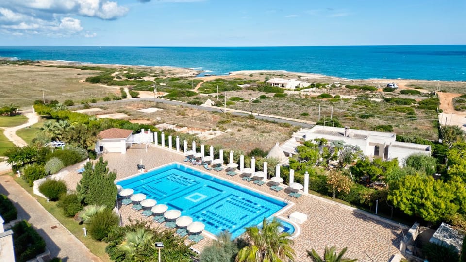 Bird's eye view, Sea view, Swimming pool, Swimming pool