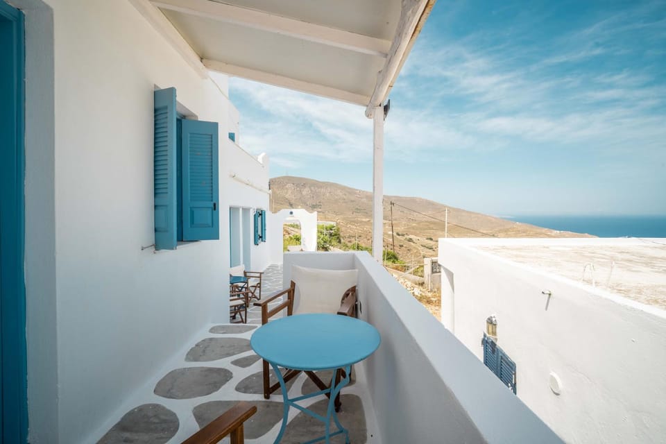 Alcyone Apartment in Milos