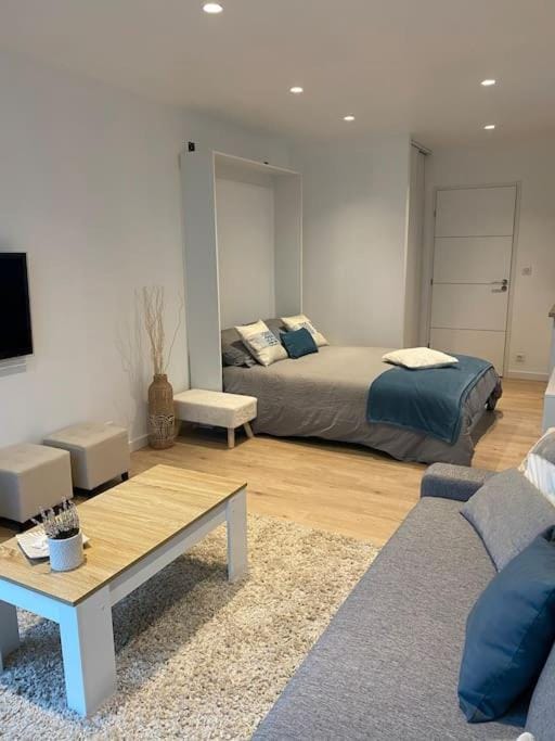 L’Annexe Studio indépendant avec vue sur jardin Apartment in Brittany