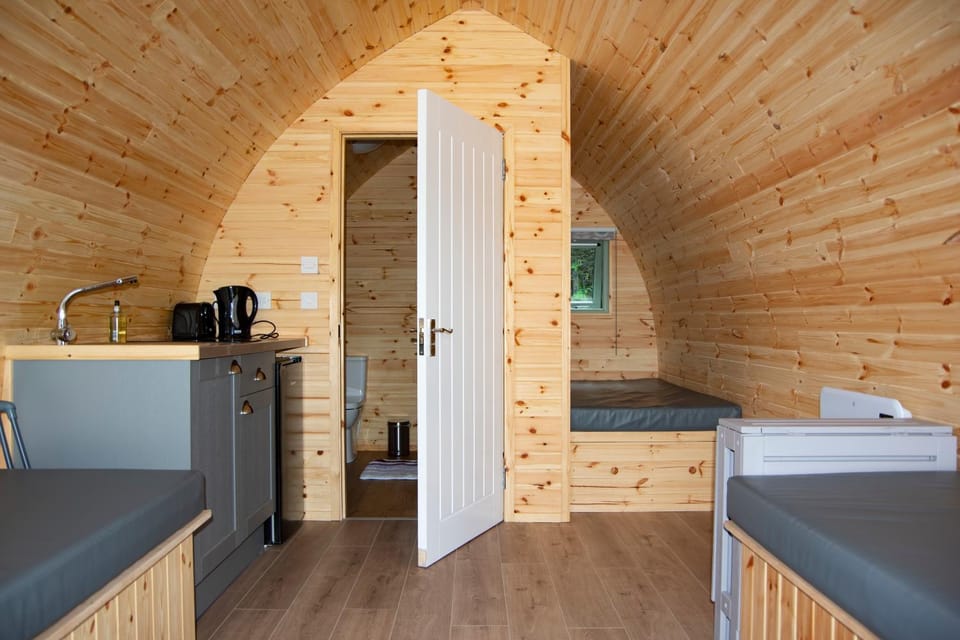 Glamping Pod 2 Magical Craigengillan Estate Chalet in England