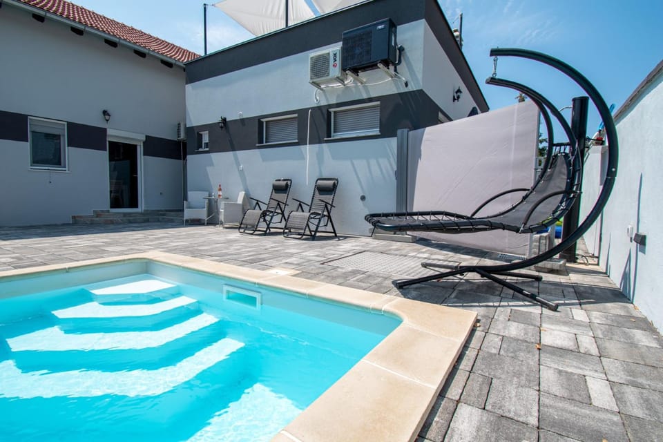 Villa Damjan, Barbariga by Istrabook Villa in Peroj