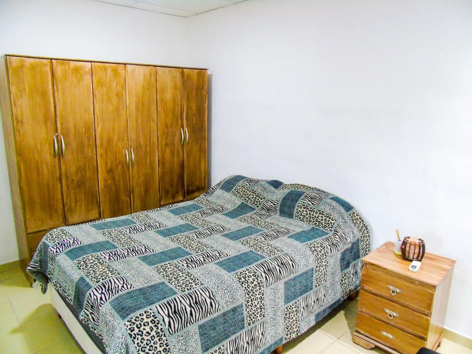 Bed, Bedroom, wardrobe