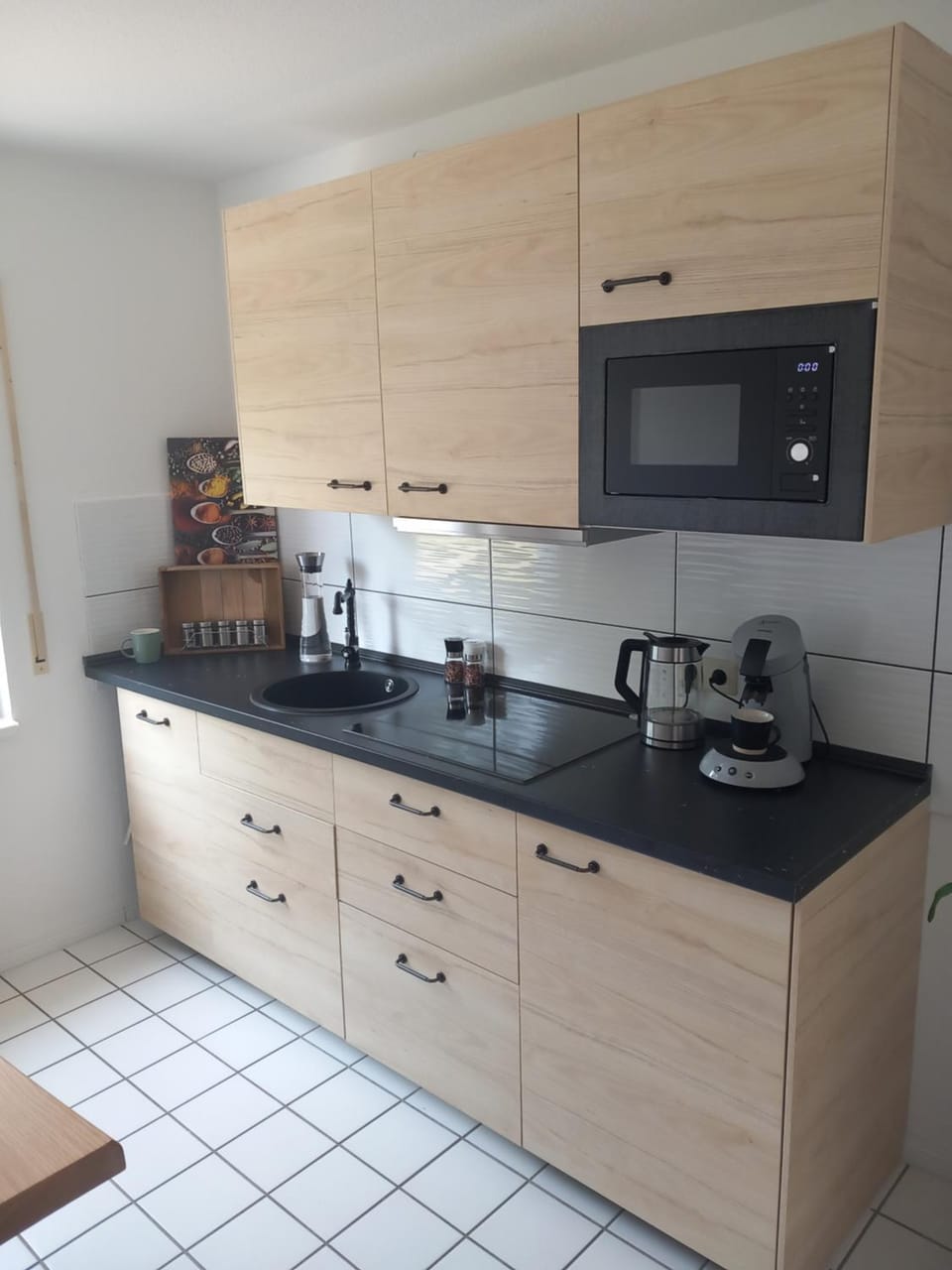 Coffee/tea facilities, Kitchen or kitchenette, pet friendly, stove