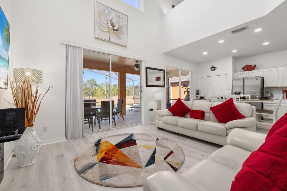 483-Stunning 6 bed home with private pool overlooking quiet conservation area Villa in Loughman