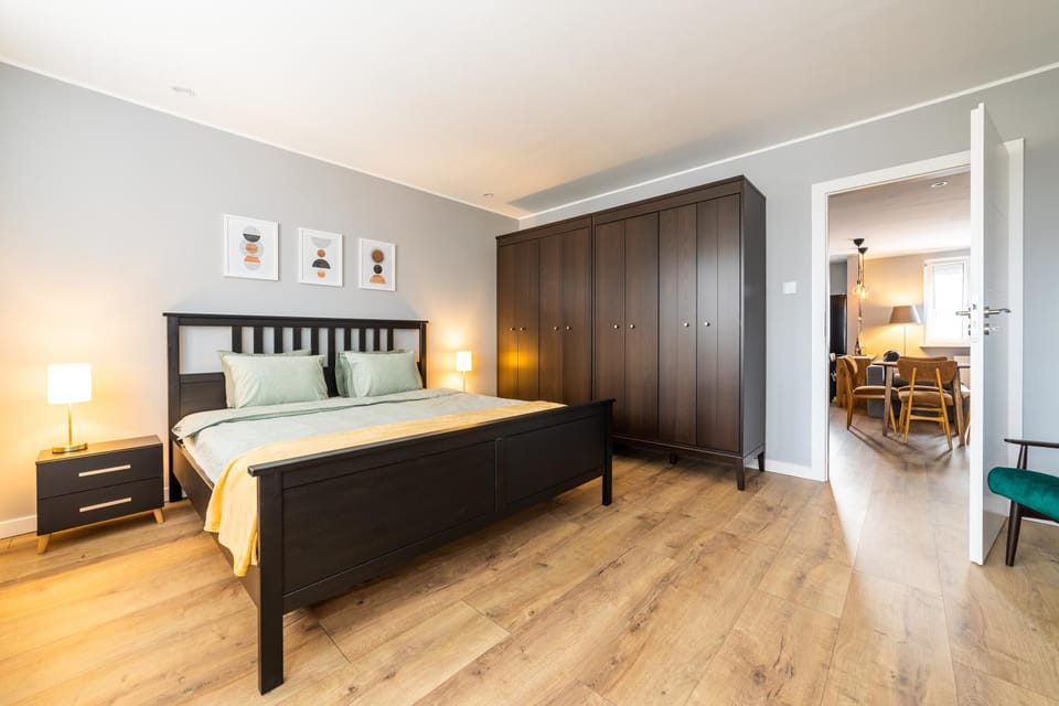 Bed, Bedroom, wardrobe