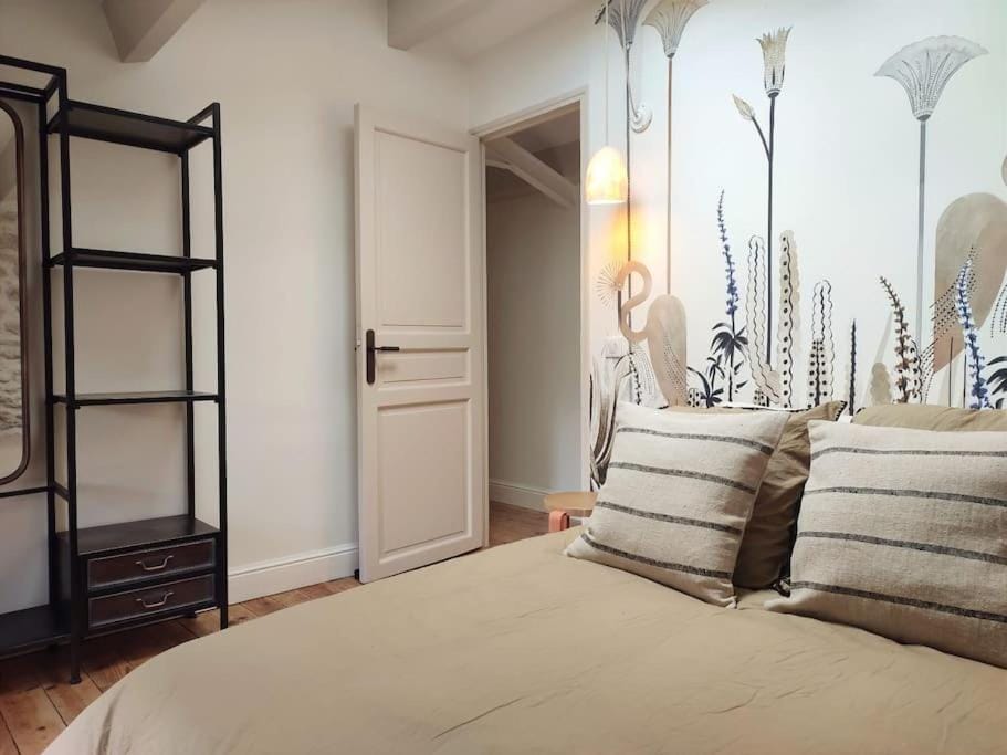 Uzès médiévale l'écrin d'Amalia Apartment in Uzes