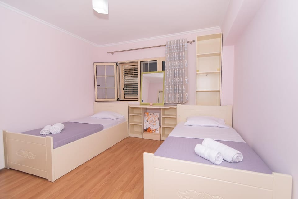 Tirana Central Exclusive Apartment in Tirana