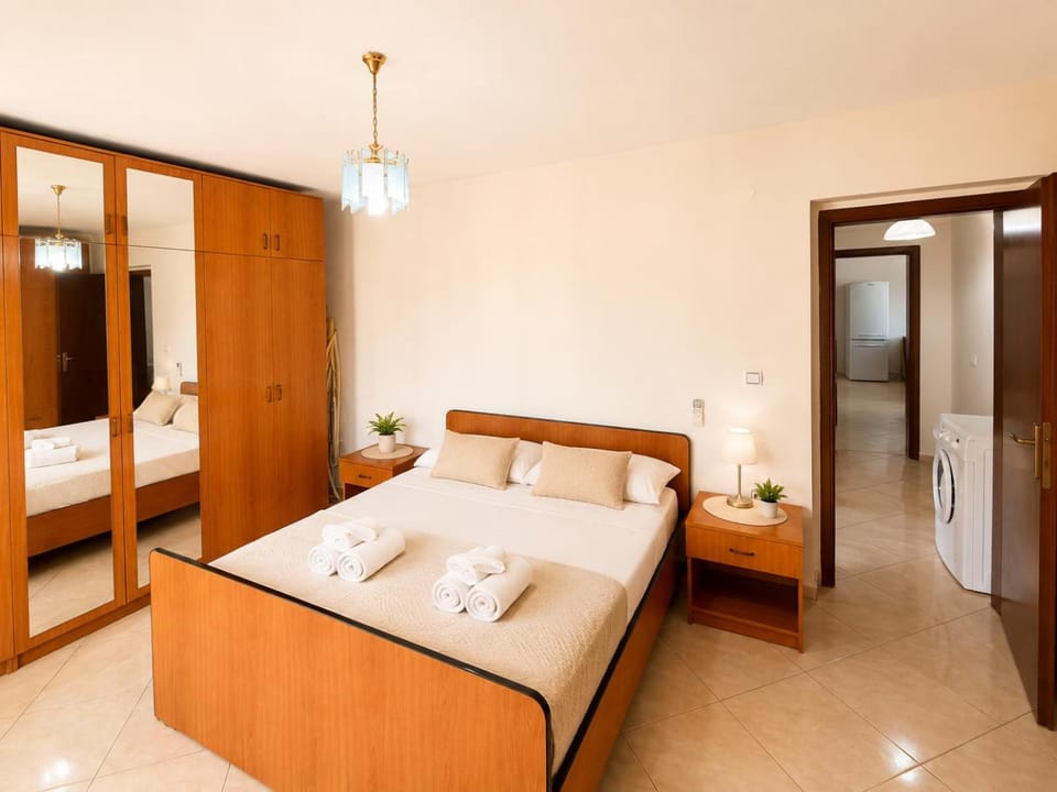 Tirana Central Exclusive Apartment in Tirana