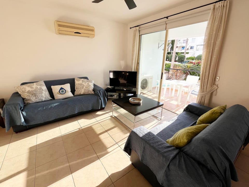 TV and multimedia, Living room, air conditioner