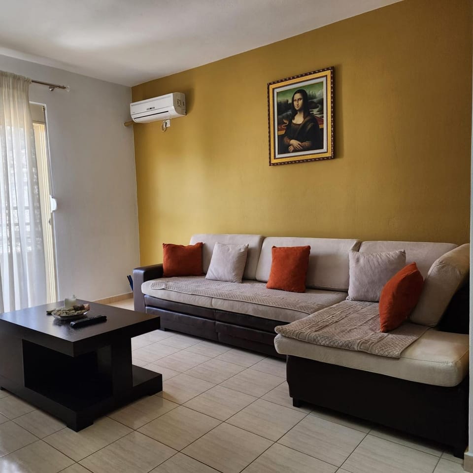 Living room, Seating area, air conditioner