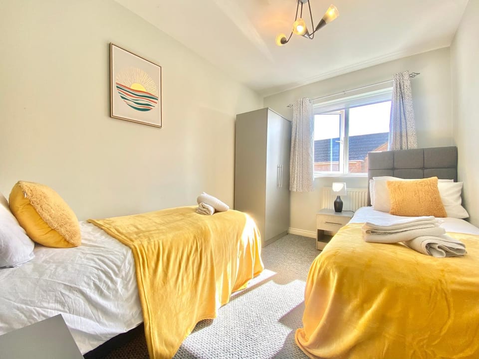 Bed, Bedroom, wardrobe