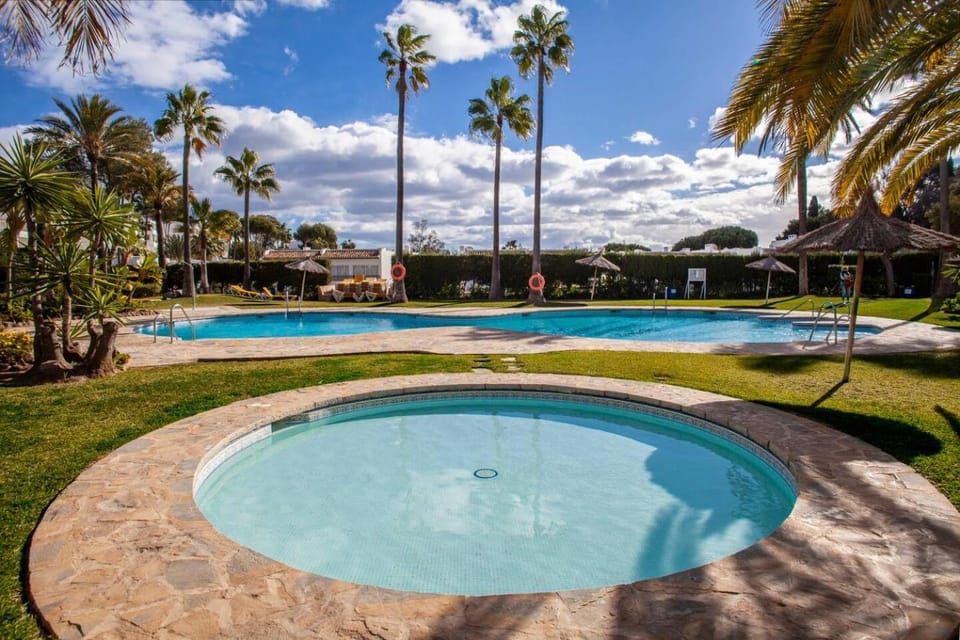 Stunning ocean view apartment House in Costa del Sol