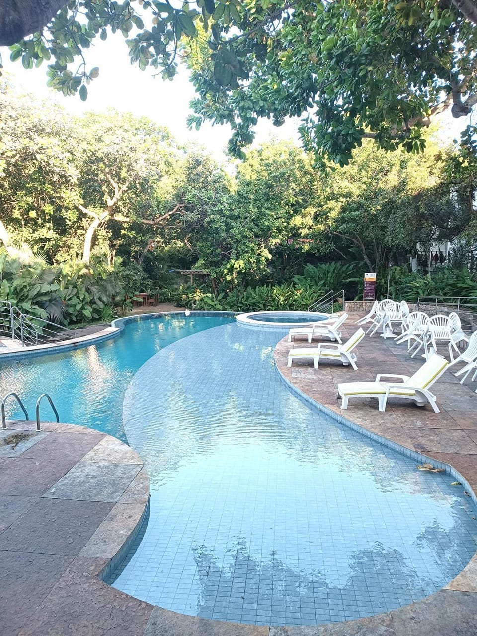 Swimming pool