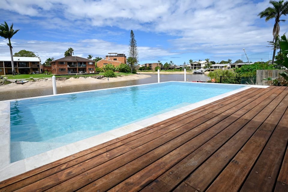 Day, Balcony/Terrace, Pool view, Swimming pool, Swimming pool