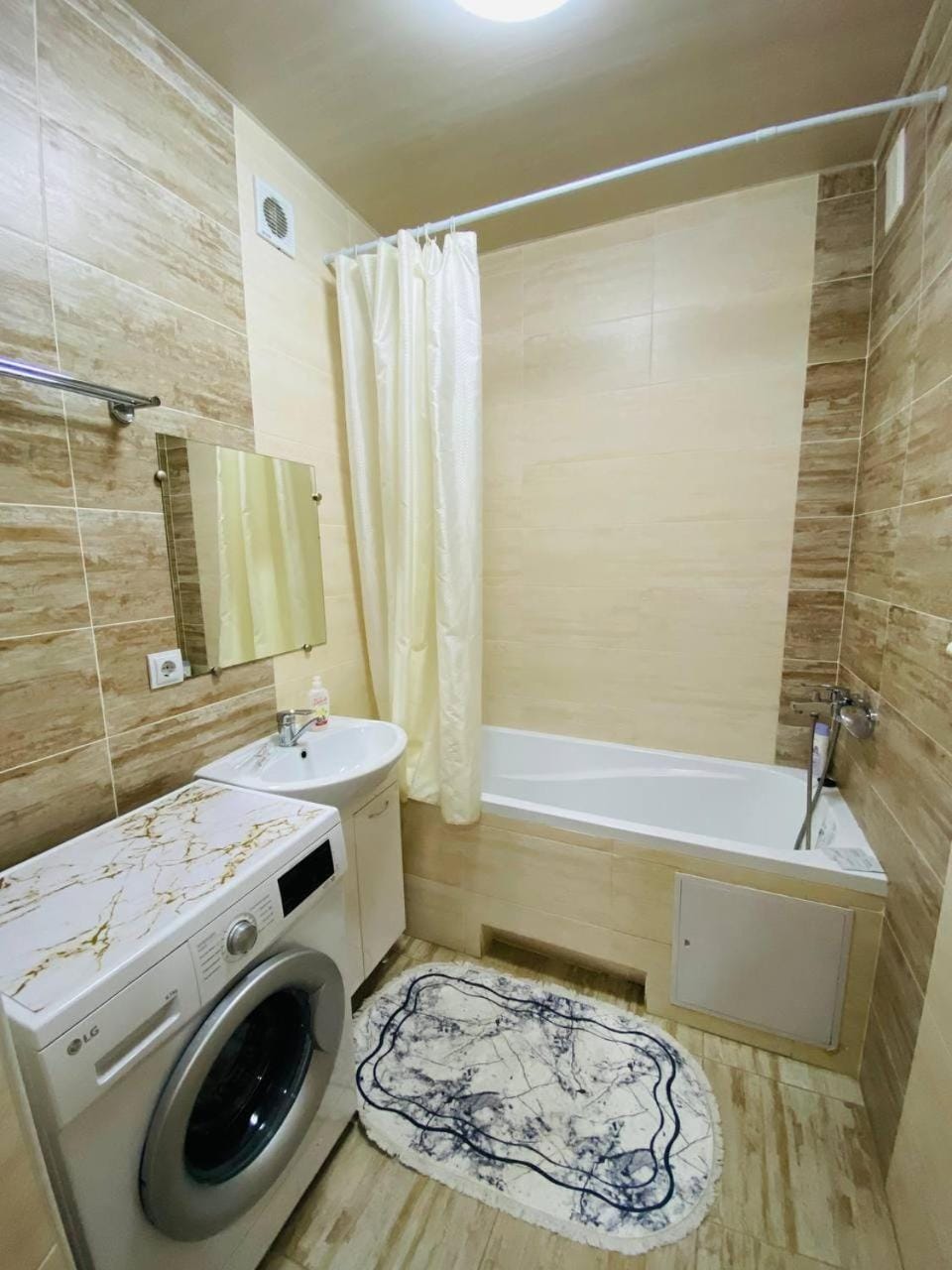 2.х полноценная . ЖК комфорт. Apartment in Kazakhstan
