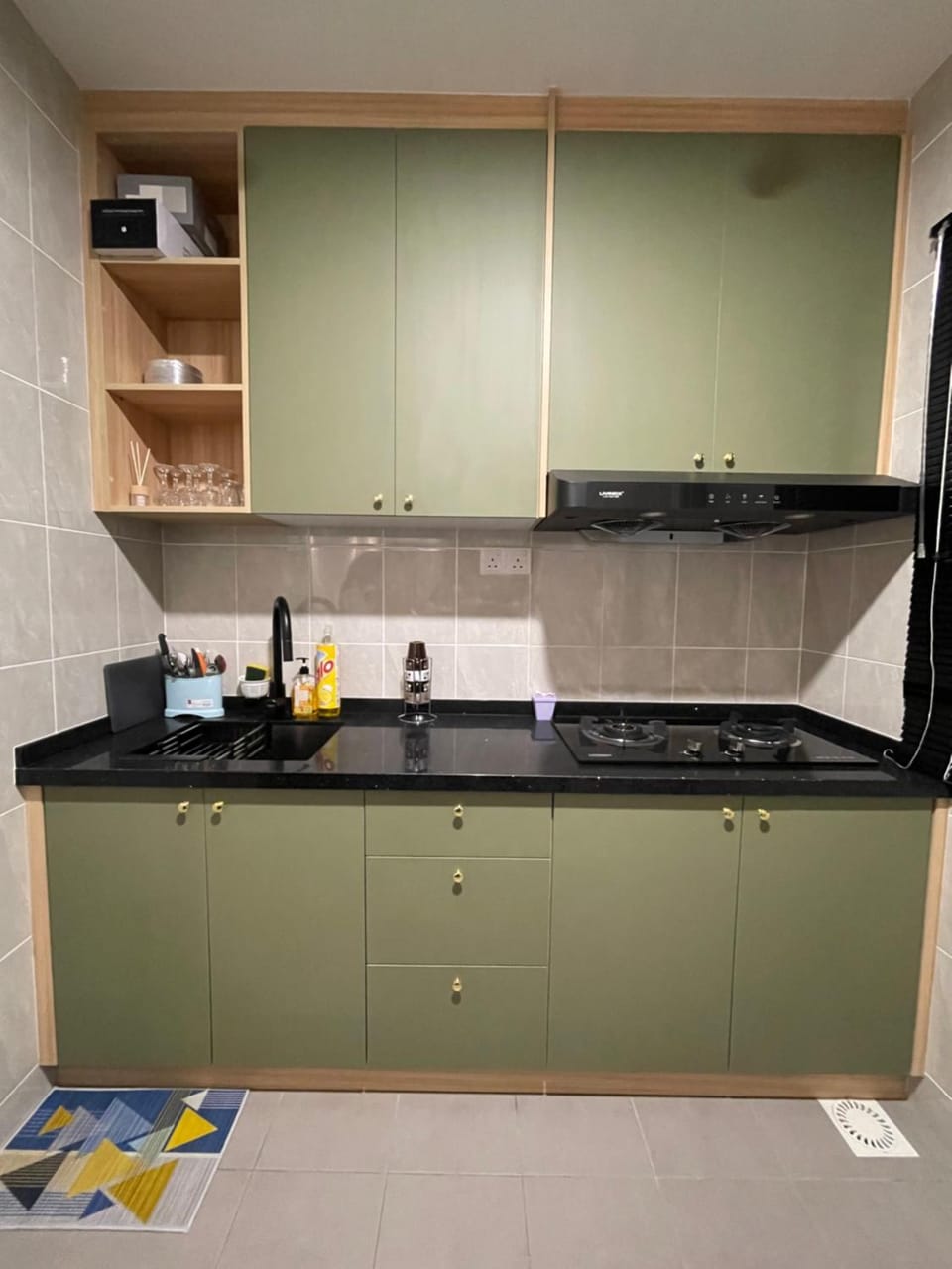 Kitchen or kitchenette, stove