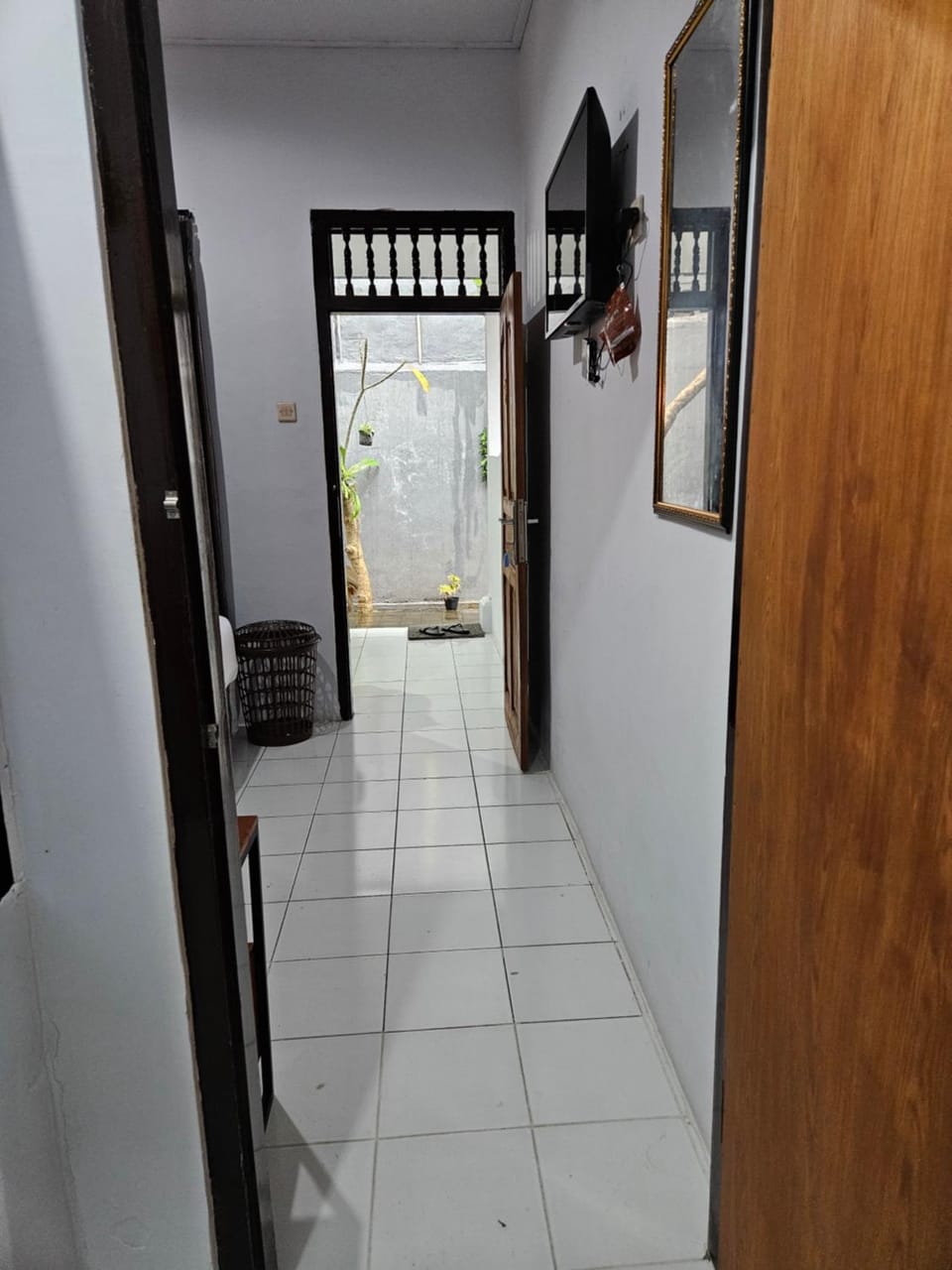 Rumah Kayu Putih Bed and Breakfast in Denpasar