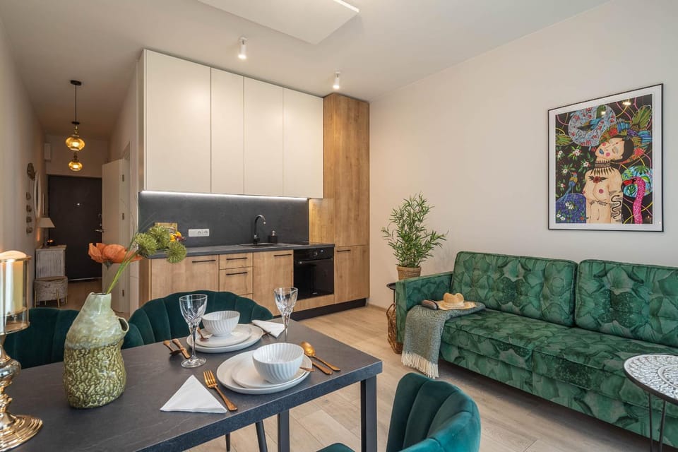 Kitchen or kitchenette, Living room, Seating area, Dining area, pet friendly, stove