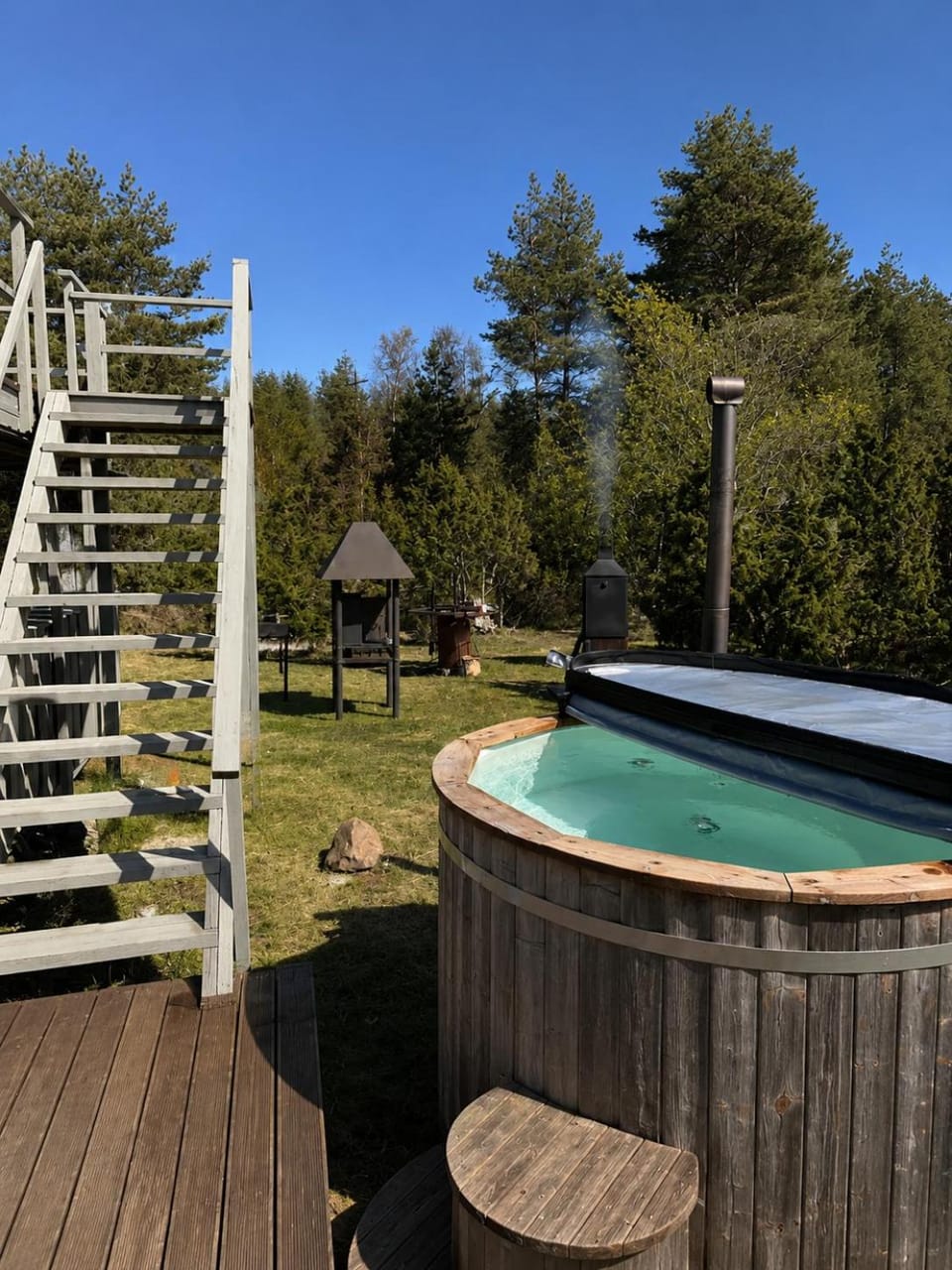 Privaatne mereäärne puhkemaja saunaga! House in Estonia